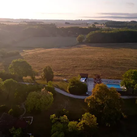 Village Des Elements Naussannes