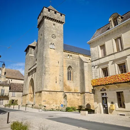 Дом отдыха Village Des Elements Naussannes