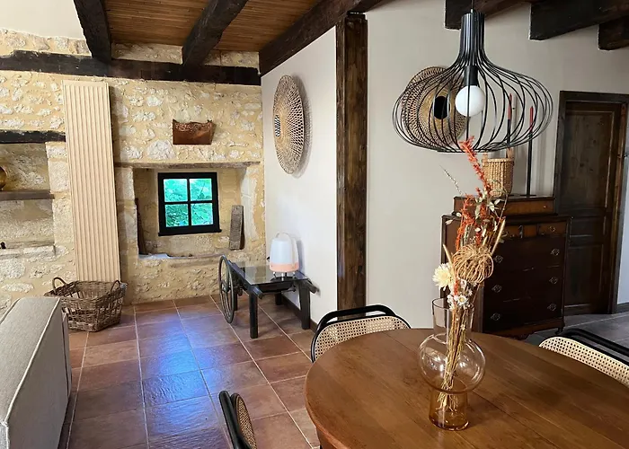 Village Des Elements * Naussannes