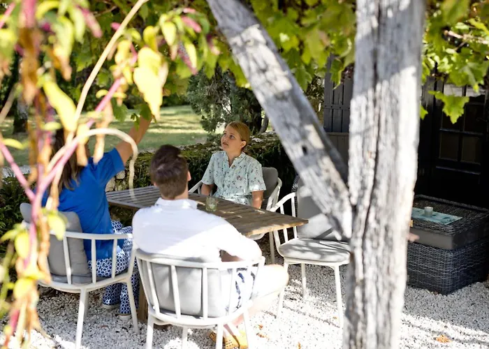 Village Des Elements 別荘 Naussannes