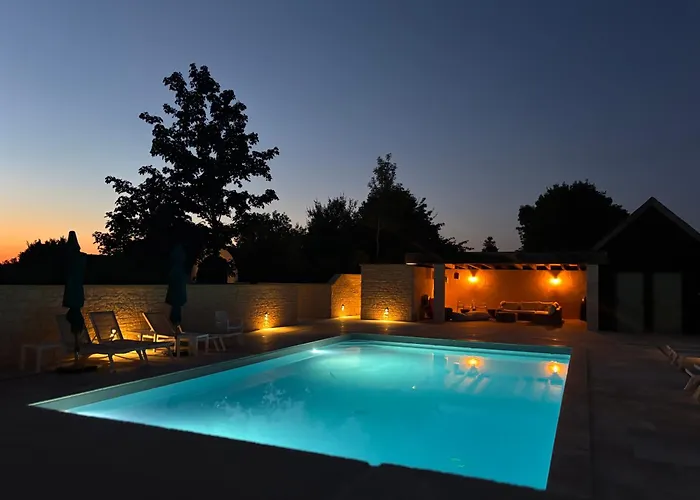 Village Des Elements * Naussannes